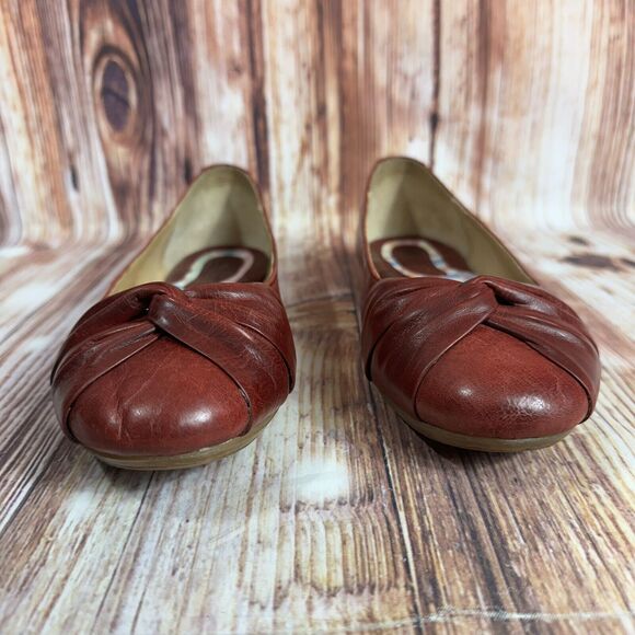 Born LILLY Womens Size 8 Red Leather Ballet Flats Shoes Slip On Loafers - Picture 2 of 13